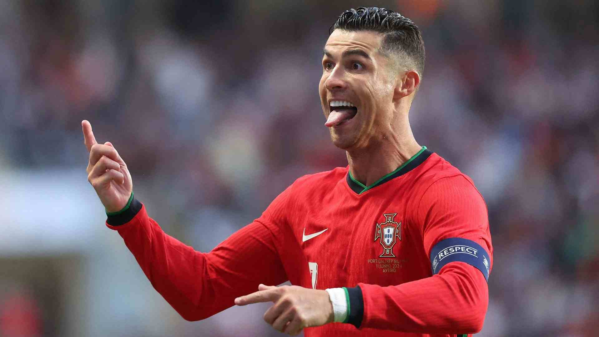Cristiano Ronaldo ma che fai? Il portoghese massacrato sui social per il gesto antisportivo (VIDEO)