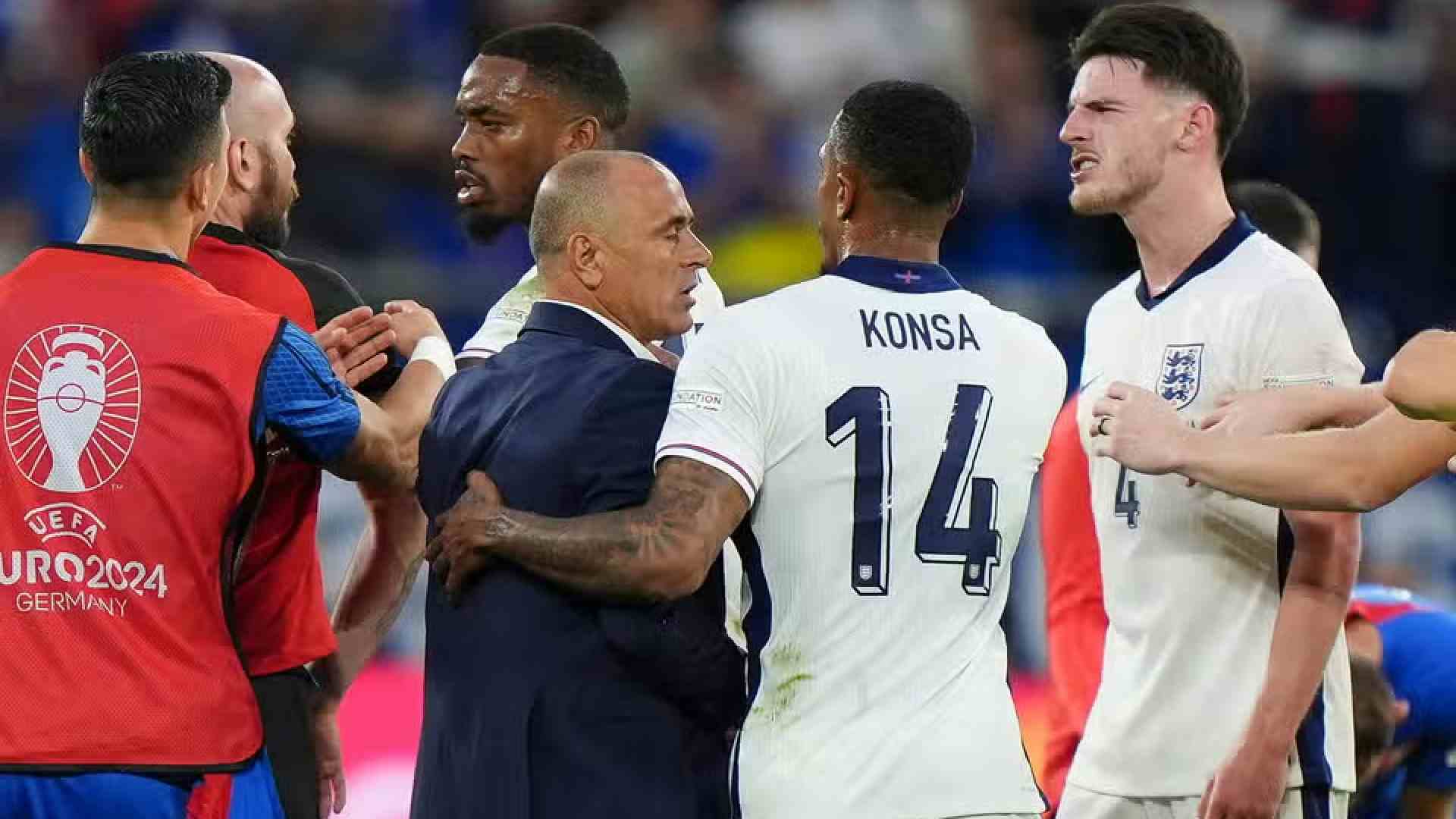 Rice nella bufera: pensati insulti a Calzona nel finale di Inghilterra-Slovacchia