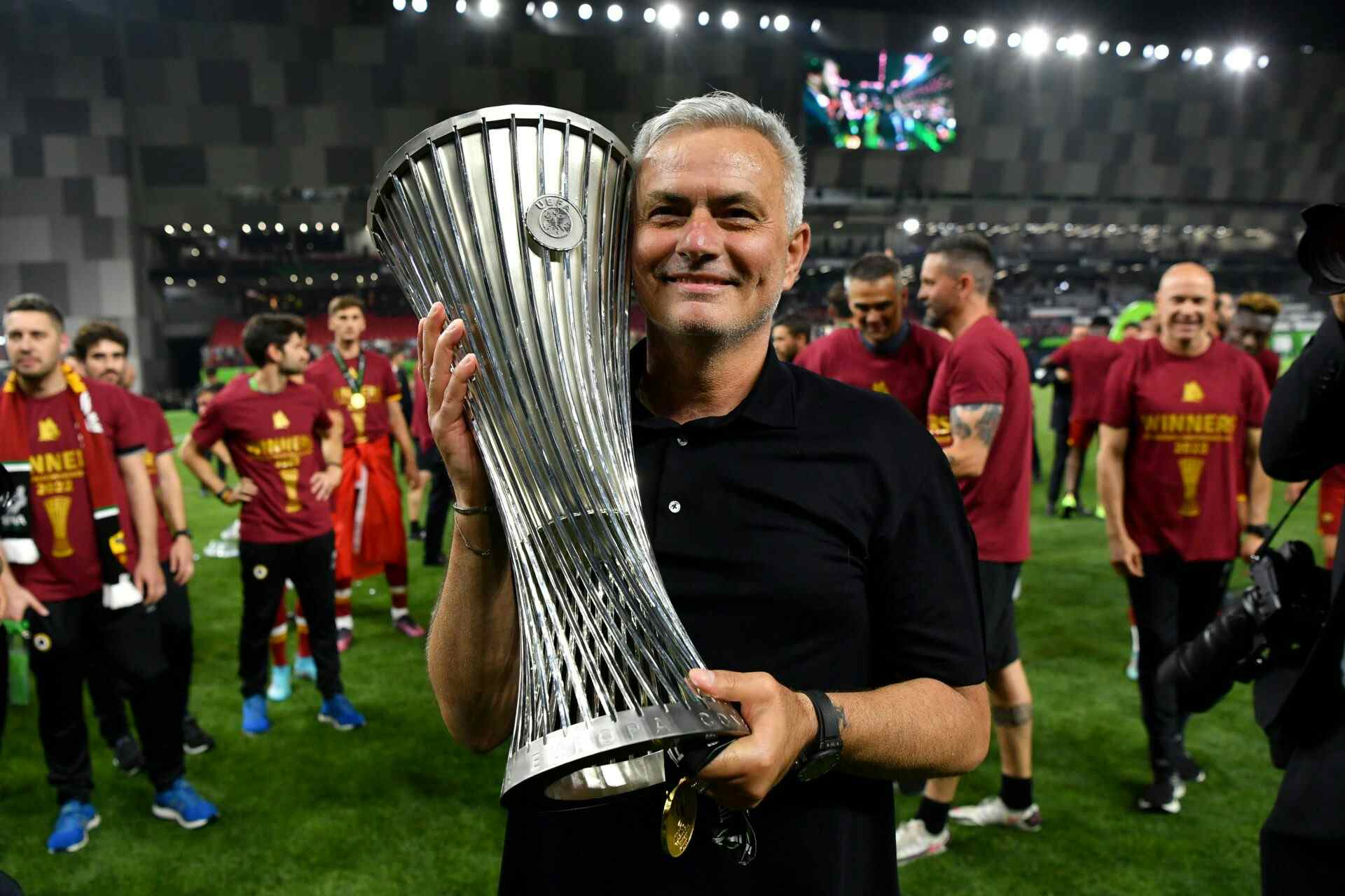 mourinho-vittoria-conference-roma